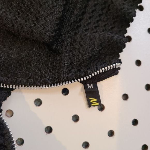 MIM Skirt, Size M - Picture 8 of 8